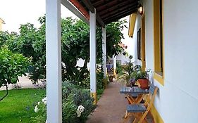 Casa Dos Pingos De Mel